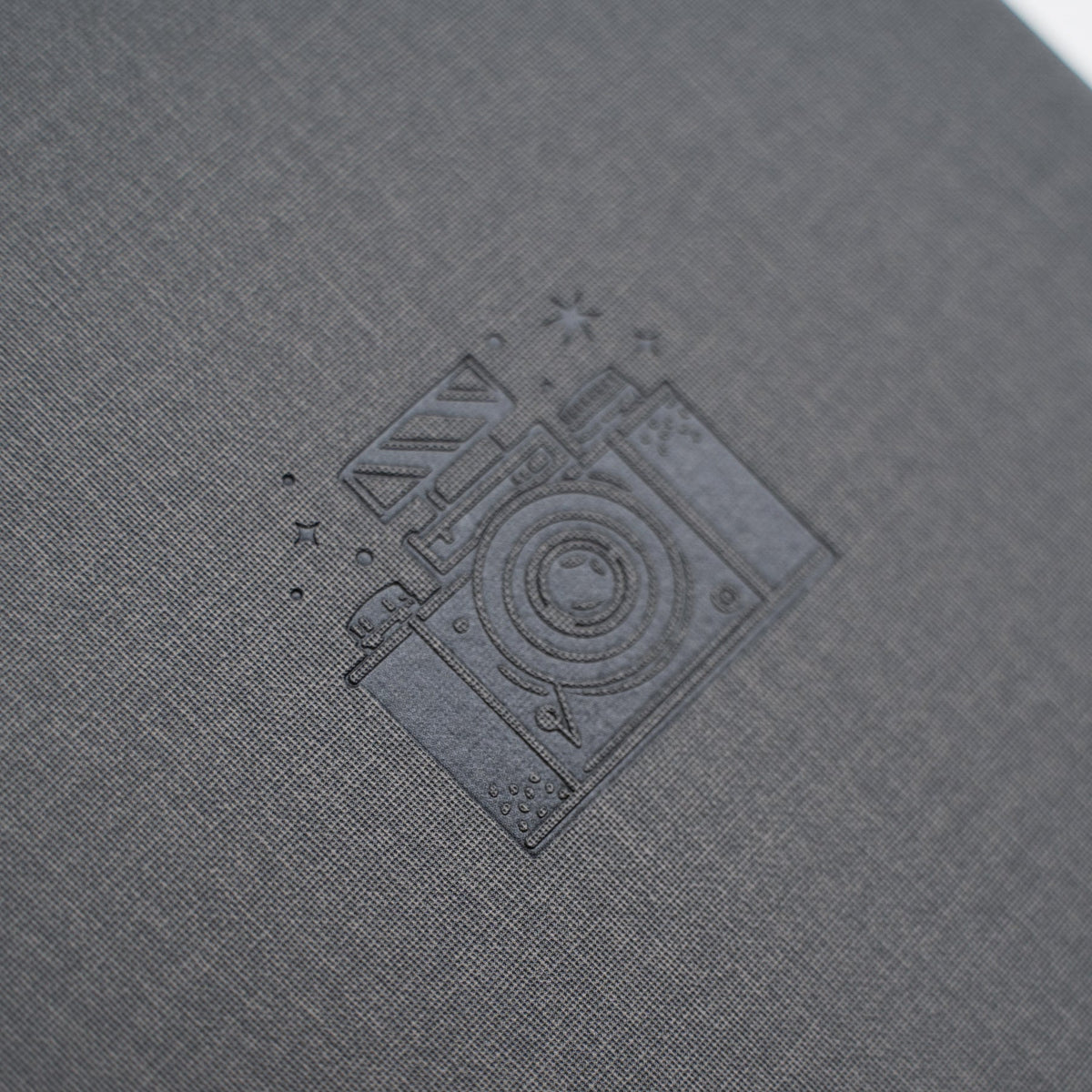 8x8 Vintage Camera: Dot Grid Notebook